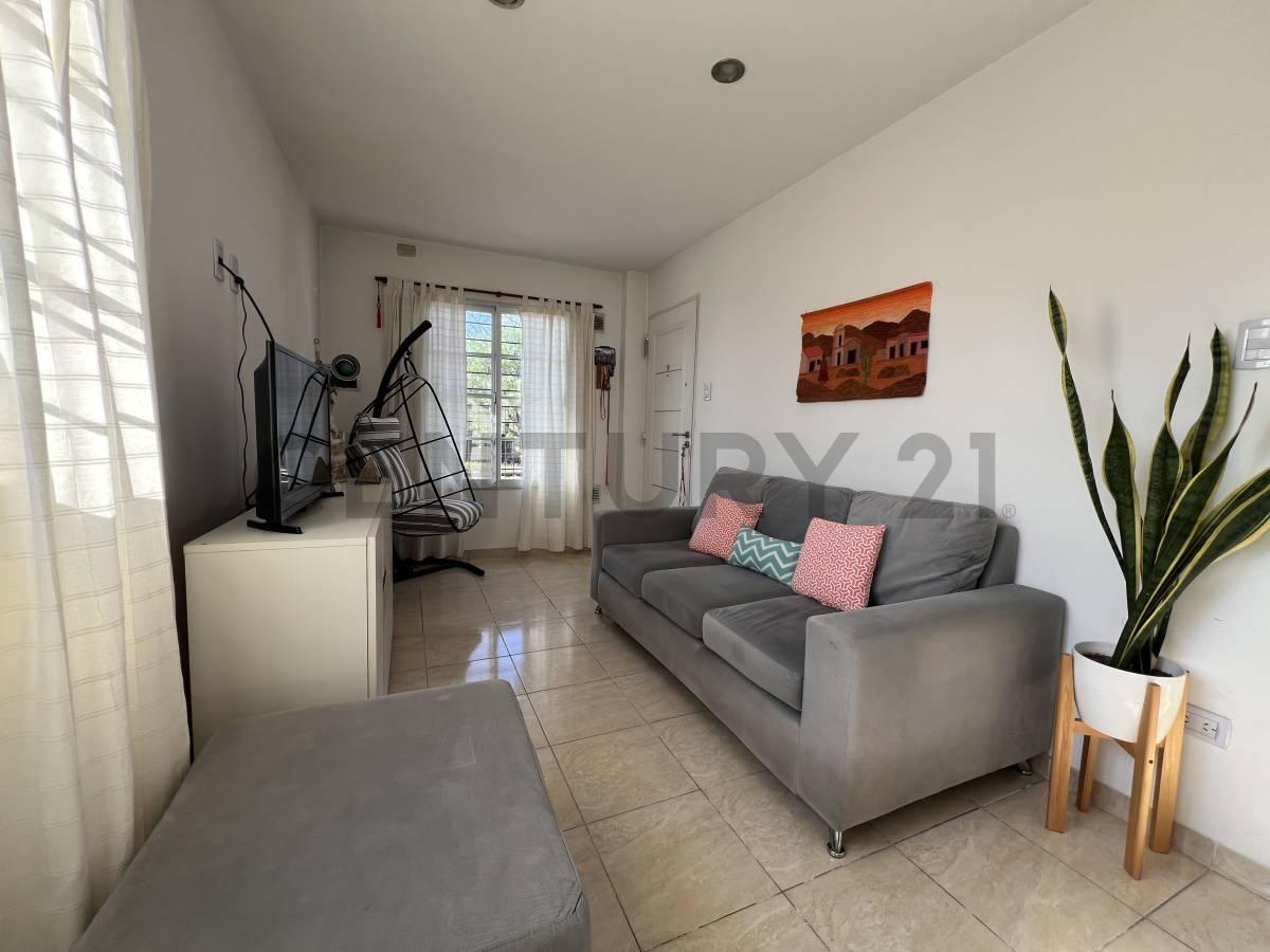 VENTA CASA ALTOS PODESTA 4 AMBIEMTES ESQUINA. — foto 1