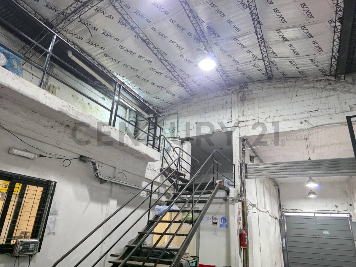 VENTA GALPÓN CON VIVIENDA VILLA CELINA, LA MATANZA — foto 1