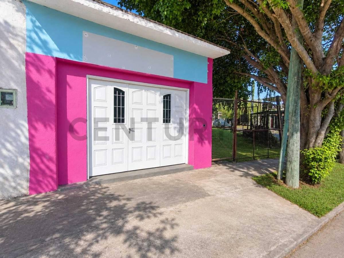 Local en venta Berazategui con terreno — foto 1