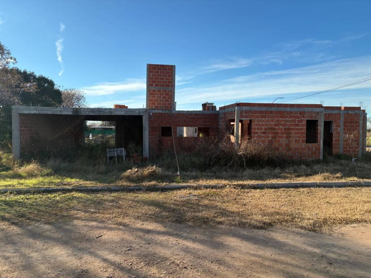Colonia Tirolesa. Oportunidad CASA a terminar en venta. 70% Avance. — foto 1