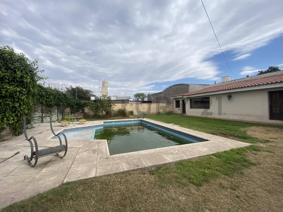 Granja de Funes | 3 Dormi, terreno 1.000m2, pileta y doble acceso — foto 1