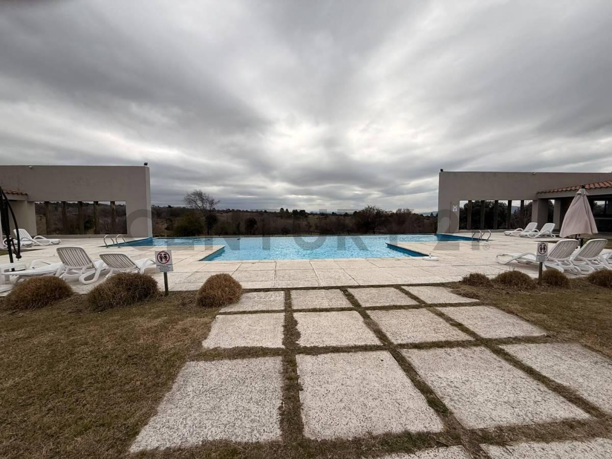 EXCELENTE LOTE COUNTRY ALTOS DEL CORRAL LOS REARTES CORDOBA — foto 1