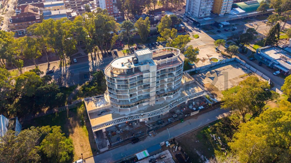 VENTA DEPARTAMENTO 3 AMBIENTES A ESTRENAR CALIDAD PREMIUM COMPLEJO ACQUA PINAMAR — foto 1