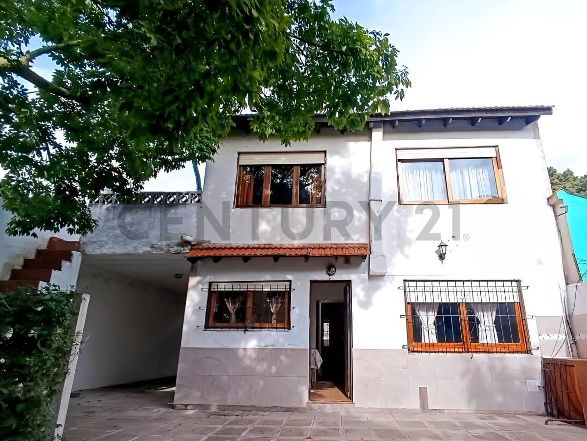 Casa en venta 5 ambientes en San Bernardo cochera y gas natural — foto 1