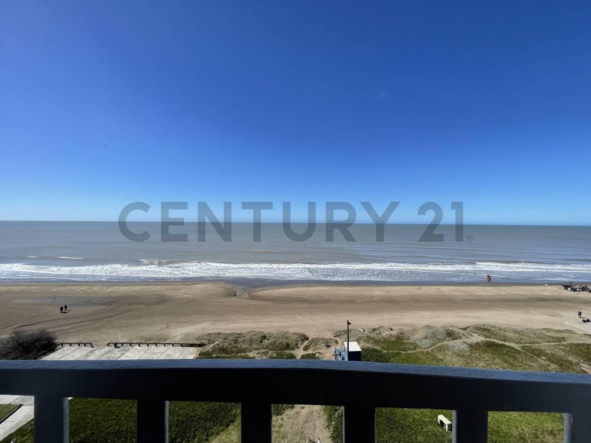 Venta de departamento 3 ambientes frente al mar en Mar de Ajo — foto 1