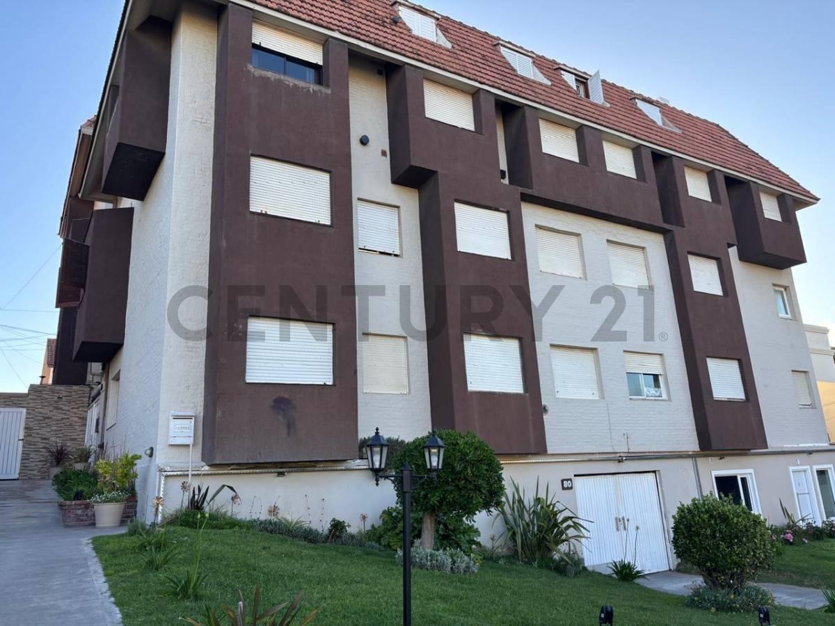 Venta Departamento 3 ambientes en Pinamar a metros del mar — foto 1