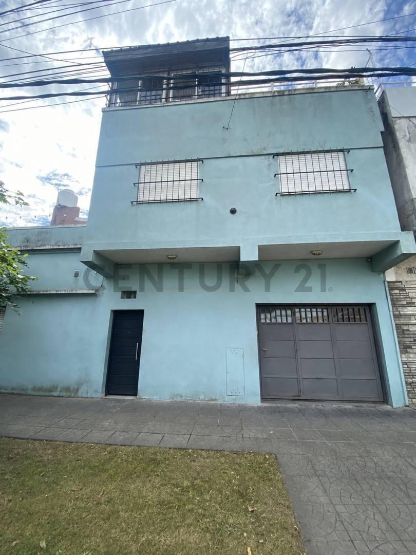 venta ph 4 ambientes - Caseros, Tres de Febrero — foto 1