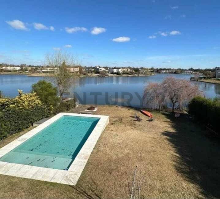 Venta Casa 6 Ambientes en Barrio San Marco al agua - Villanueva, Tigre — foto 1