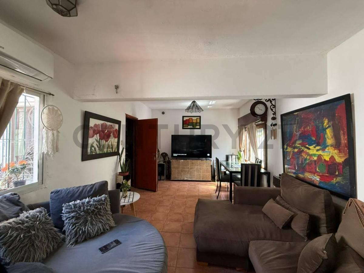 Casa en Venta - Valentín Alsina, Lanús — foto 1