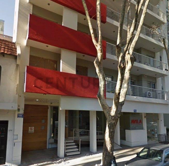 Cochera en venta — foto 1