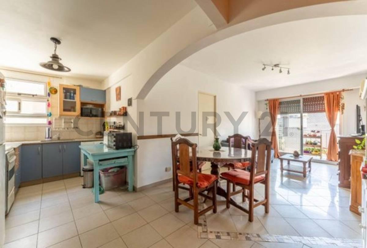 VENTA DEPARTAMENTO 4 AMBIENTES CON BALCON APTO CREDITO VILLA DEVOTO — foto 1