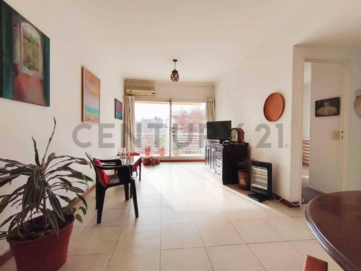Departamento 3 ambientes en Alquiler en Flores con Amenities — foto 1