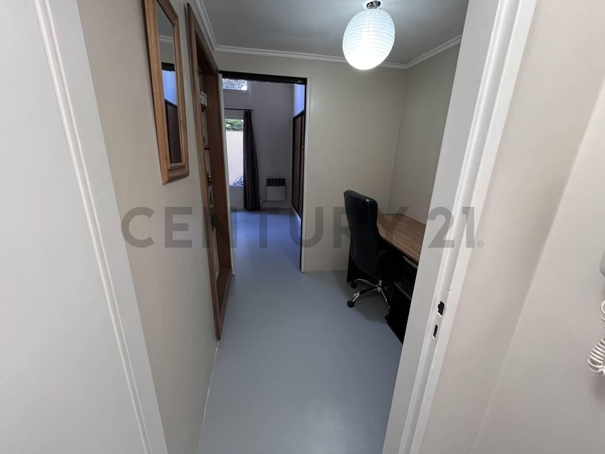 CASA 4 AMB EN VENTA EN ITUZAINGO NORTE CON COCHERA, JARDIN Y PATIO — foto 1