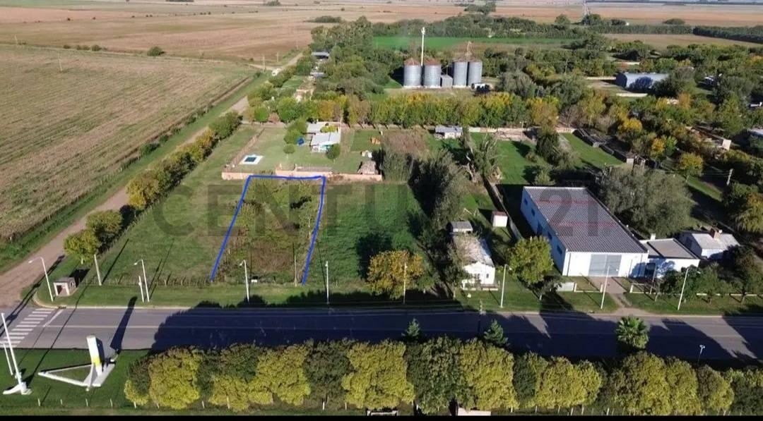 TERRENO EN SAN EDUARDO SOBRE PAVIMENTO EXCELENTE OPORTUNIDAD — foto 1