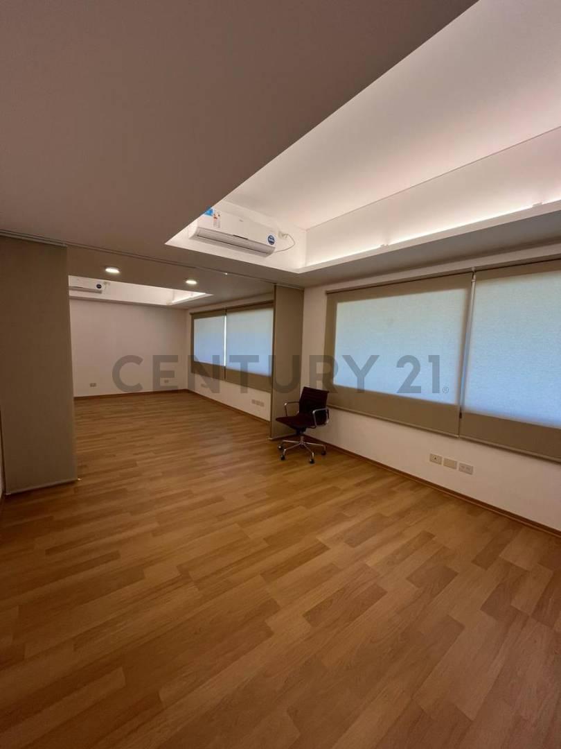 OFICINA A LA VENTA EN LA PLATA — foto 1