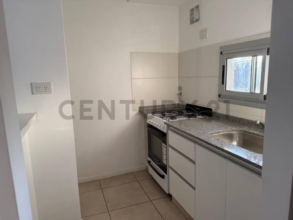 Departamento Monoambiente con Cochera en Venta, en La plata, Buenos Aires. — foto 1