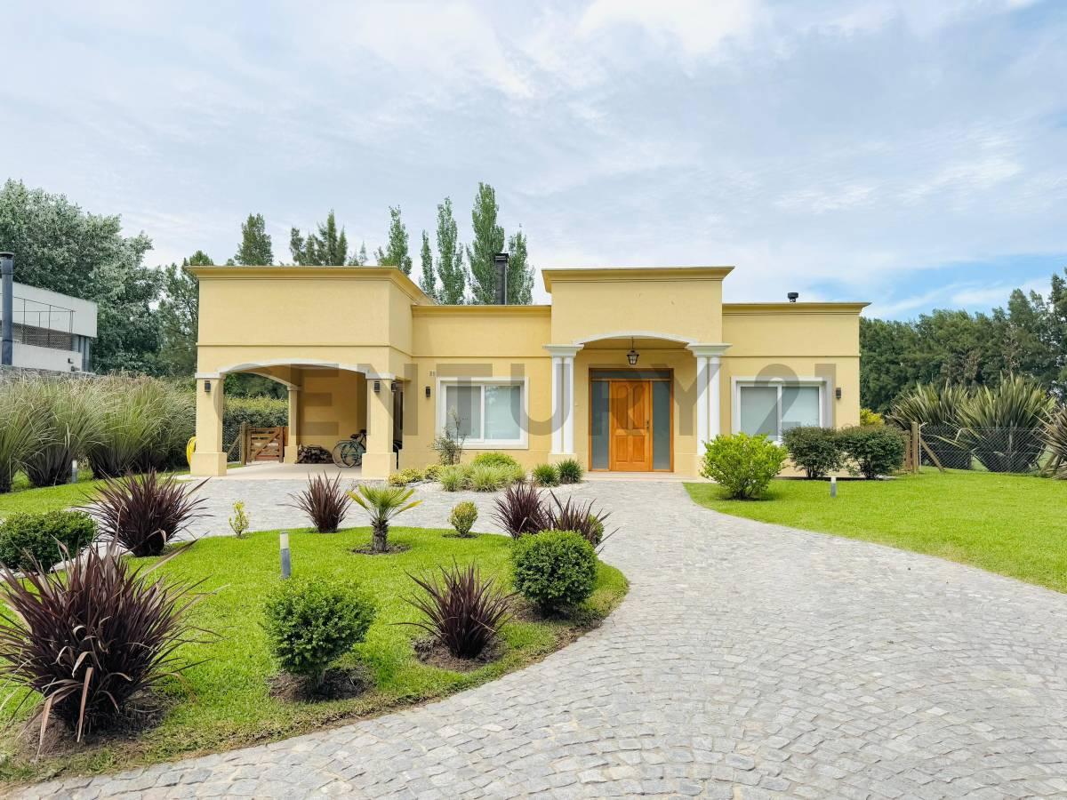 CASA A LA VENTA MIRALAGOS — foto 1