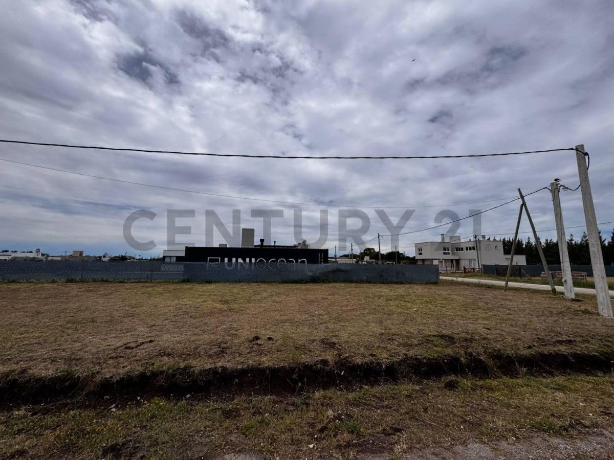 Lote a la venta en Arana en "Aires de Arana" — foto 1