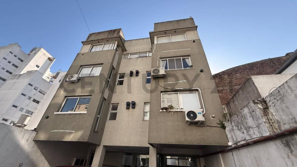 Departamento en Venta de 1 dormitorio, dos ambientes, en La Plata, Buenos Aires . — foto 1