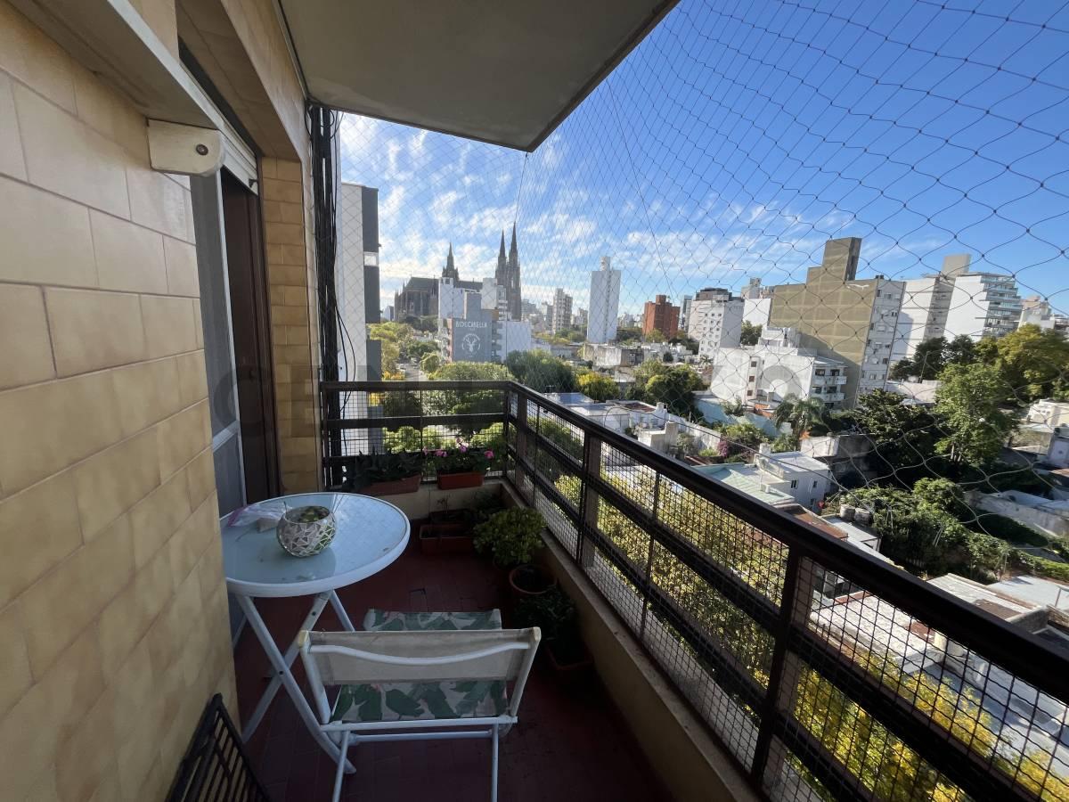Venta departamento de 2 dormitorios en La Plata — foto 1