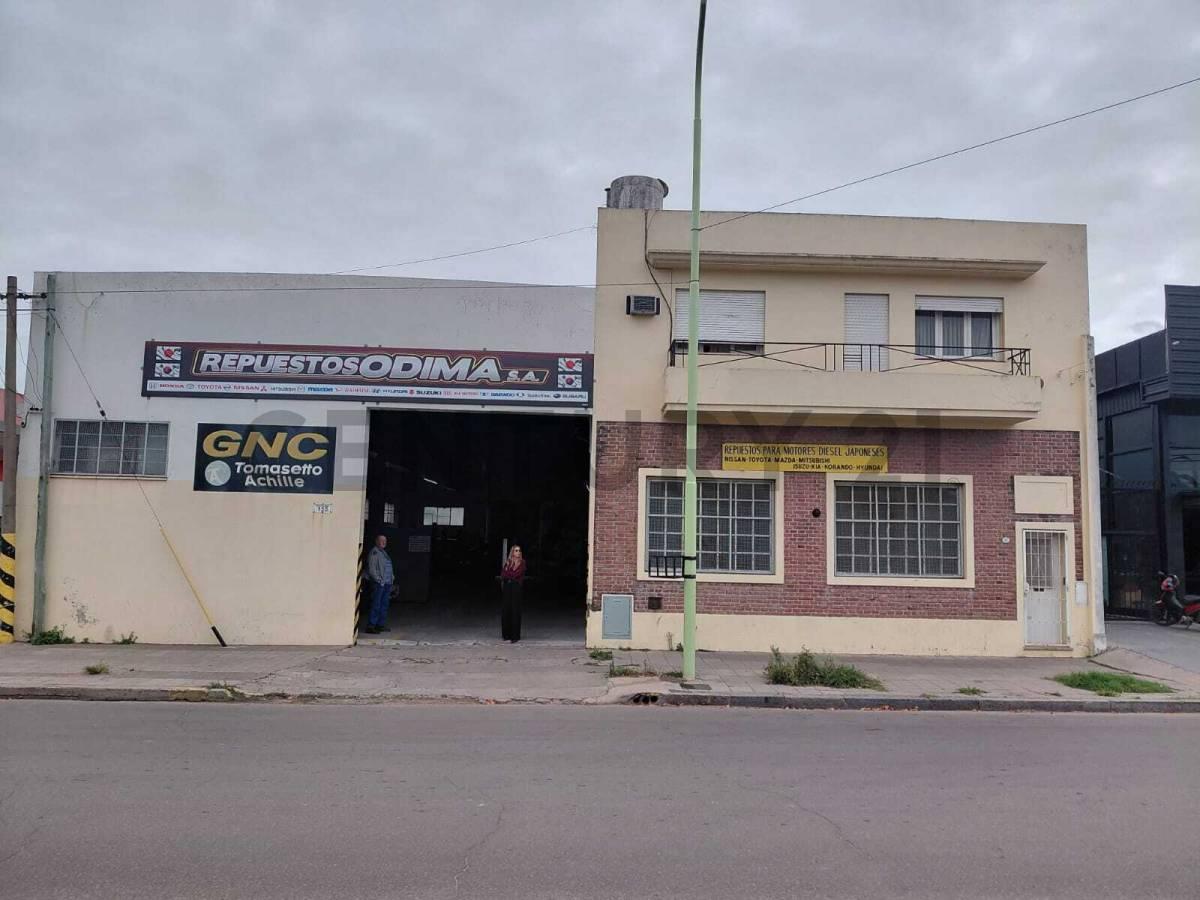 Gran Oportunidad Galpón/Taller mas departamento — foto 1