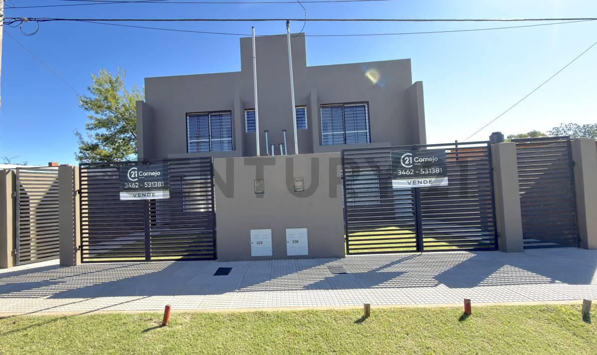PH DE 2 DORMITORIOS Y 2 BAÑOS CON AMPLIO PATIO VERDE - VENADO TUERTO — foto 1