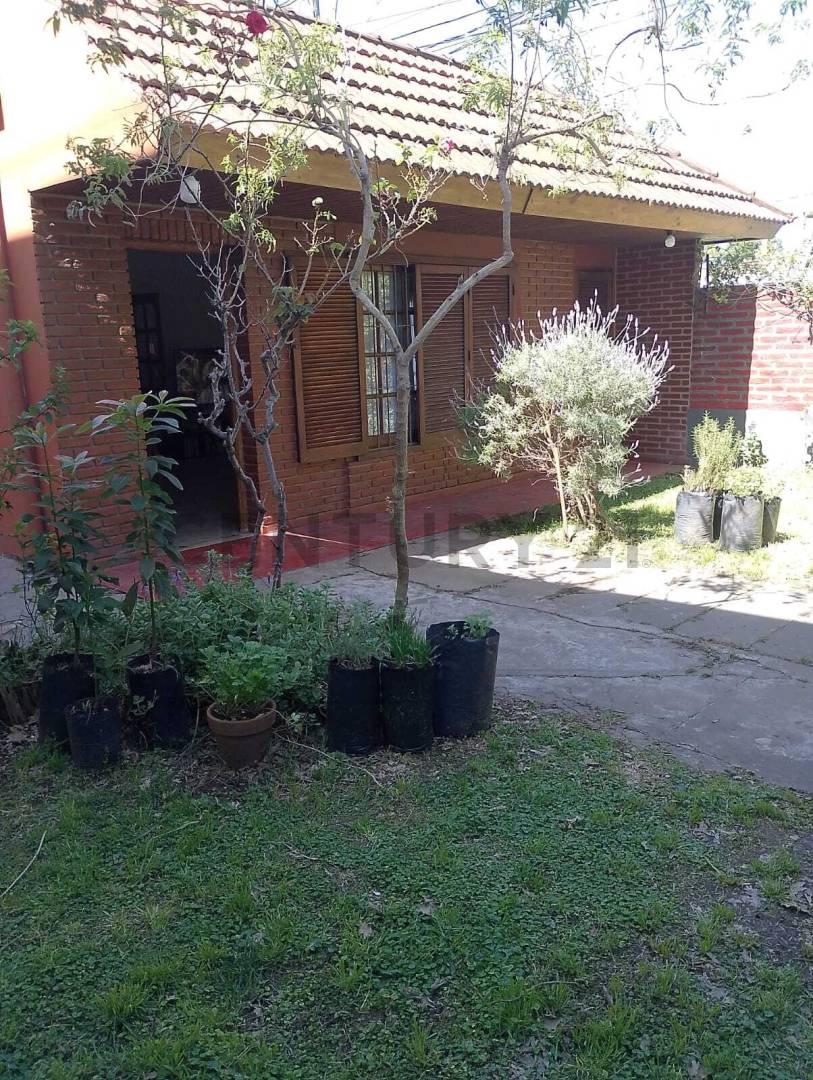 Casa en venta calle 46 esquina 146 — foto 1
