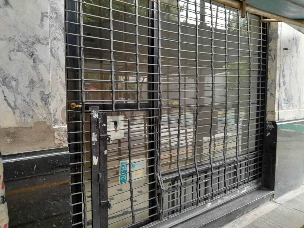 ALQUILER LOCAL COMERCIAL MULTIRUBRO A LA CALLE EN BALVANERA — foto 1