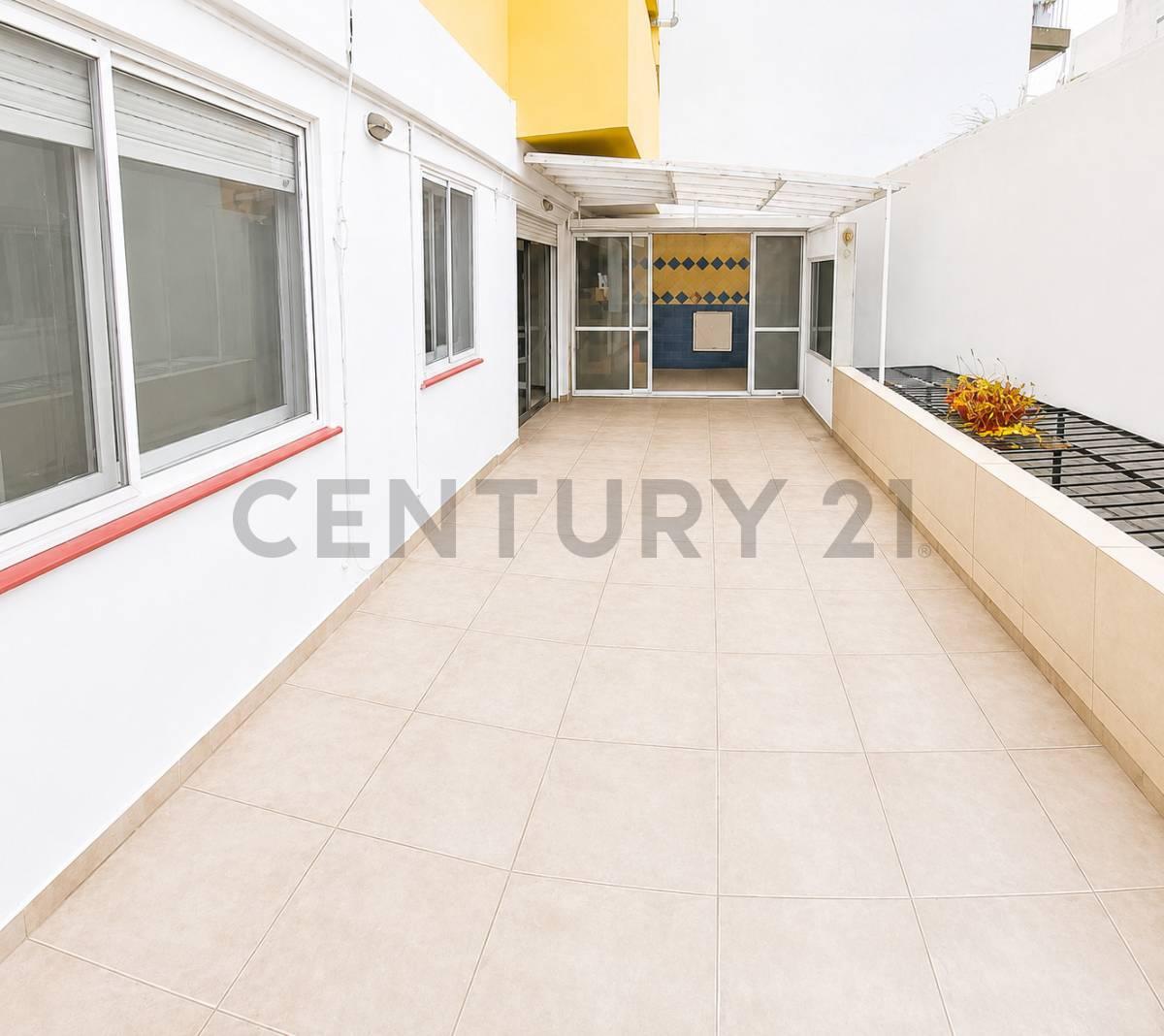 VENTA 3 AMBIENTES CON PATIO EN VILLA CRESPO — foto 1