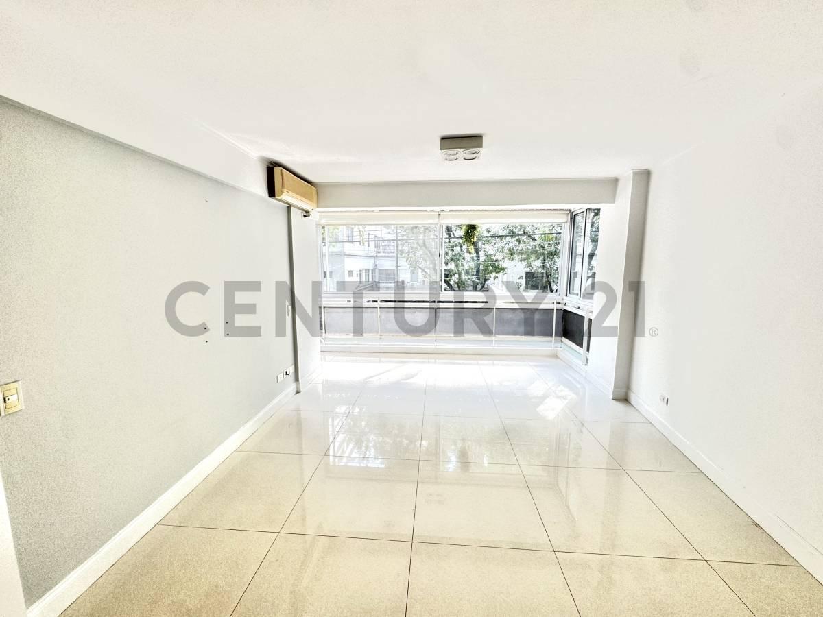 ALQUILER Departamento 3 Ambientes Al Frente con Cochera en Palermo Chico muy luminoso — foto 1