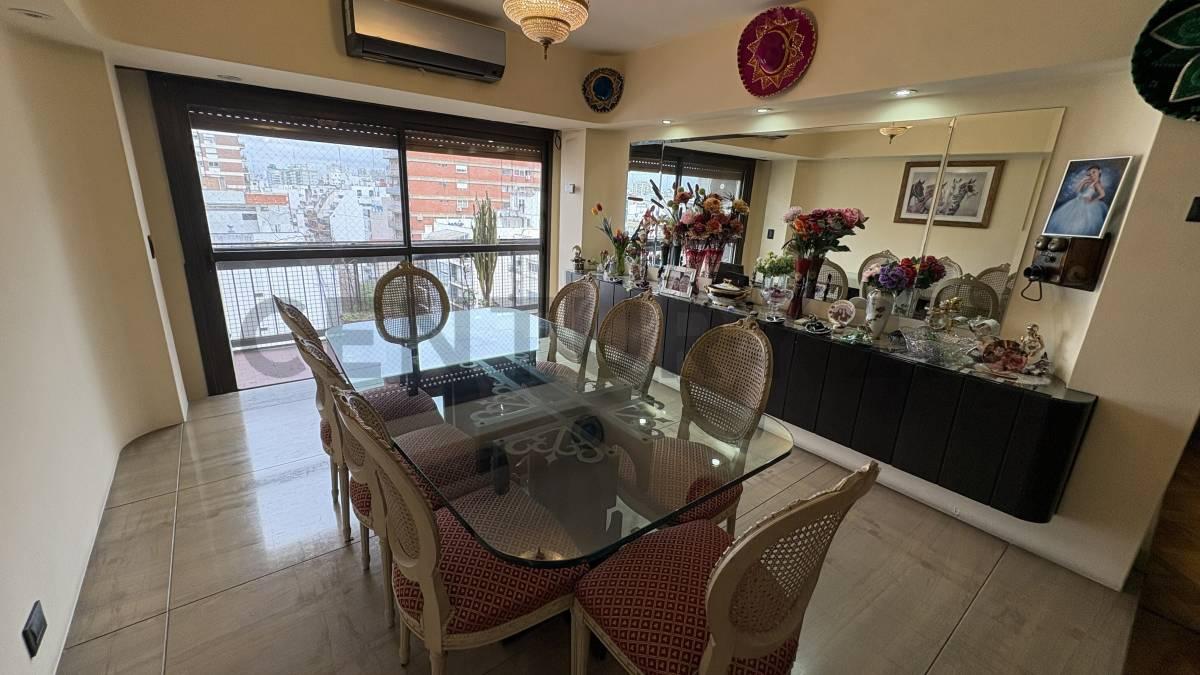 VENTA DEPATAMENTO 4 AMB| DEPENDENCIA| COCHERA| BAULERA — foto 1