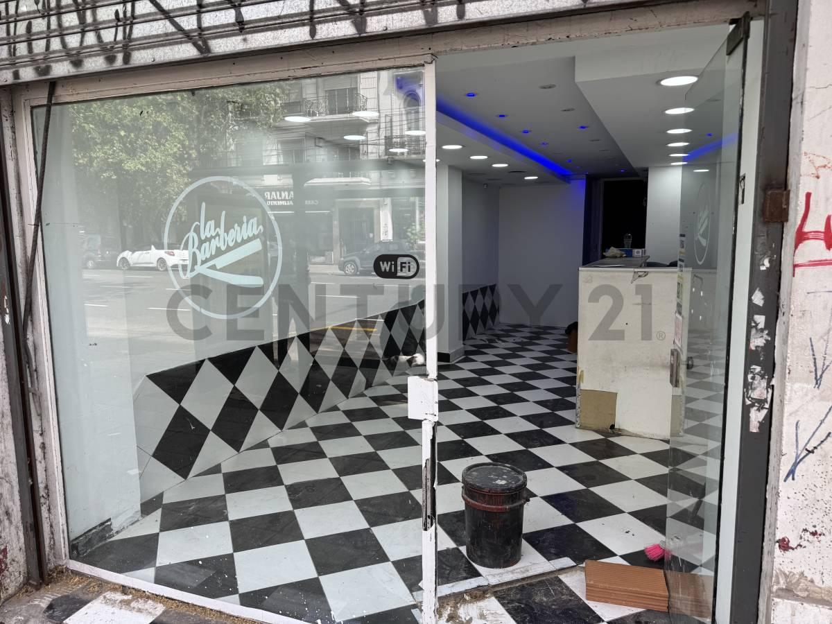 VENTA LOCAL EN ONCE TRES PLANTAS MAS OFICINA — foto 1