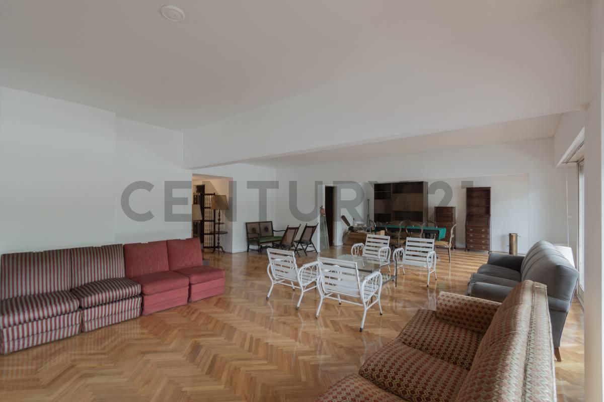 Venta Depto 5 Ambientes con Patio, Parrila y Balcon. Las Cañitas — foto 1