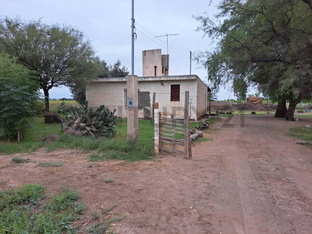 VENTA DE CASA CON AMPLIO TERRENO EN COSTA DE ARAUJO, LAVALLE, MENDOZA. ID: 331973 — foto 1