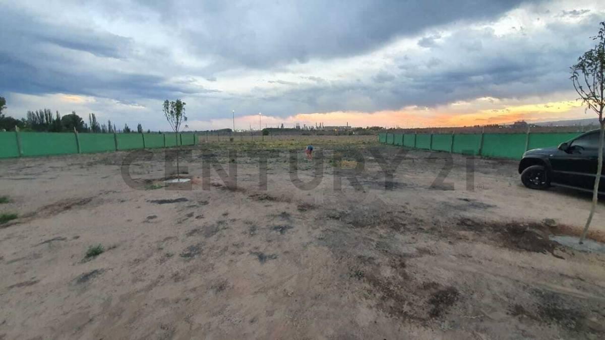 VENTA DE TERRENO EN BARRIO CERRADO, LAS COMPUERTAS, LUJAN DE CUYO- ID 352343 — foto 1