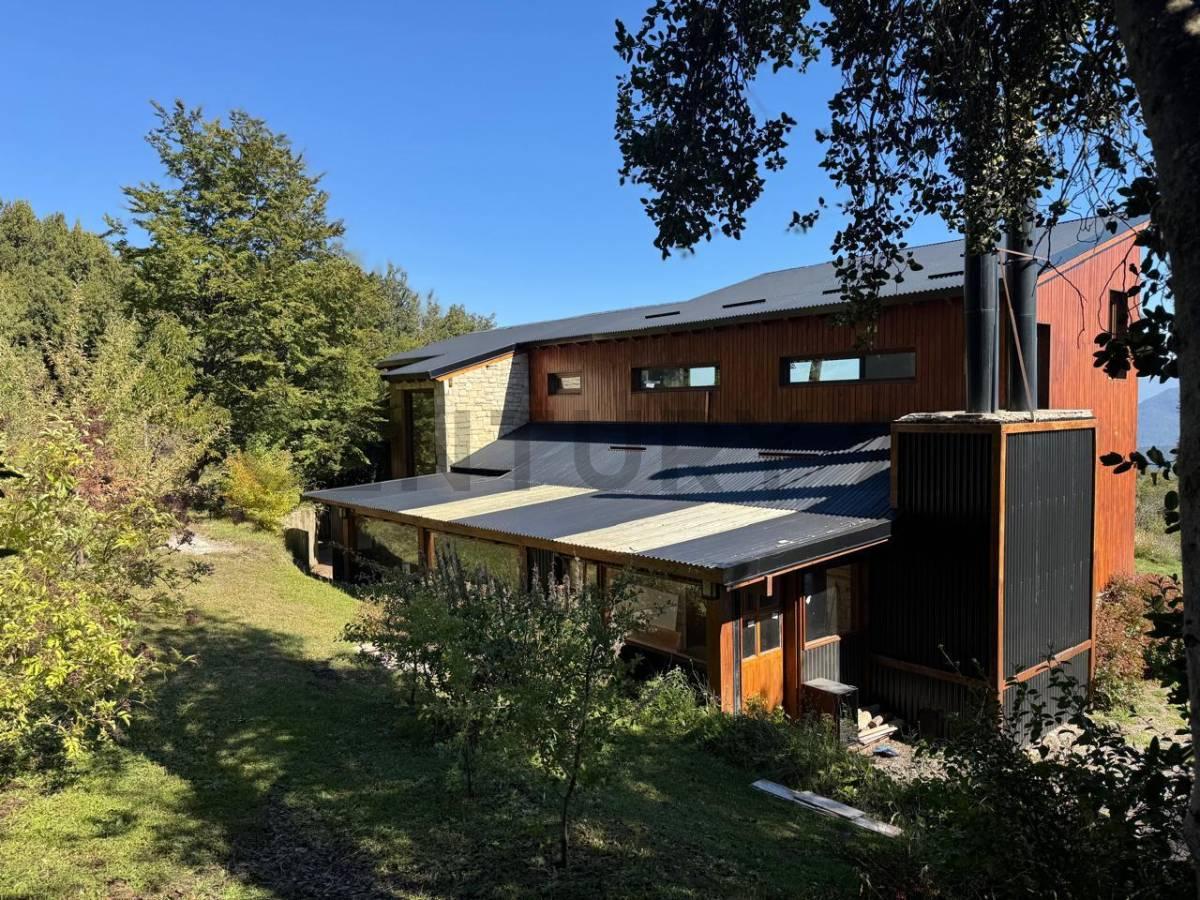 VENTA CASA SAN MARTIN DE LOS ANDES. BARRIO VALLE ESCONDIDO — foto 1