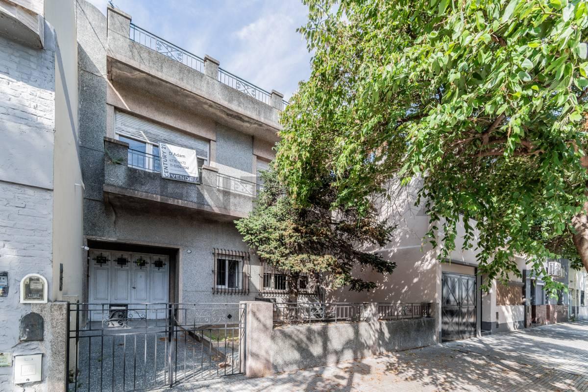 Venta casa 4amb sobre lote propio en xona residencial Parque Avellaneda, Caba. — foto 1