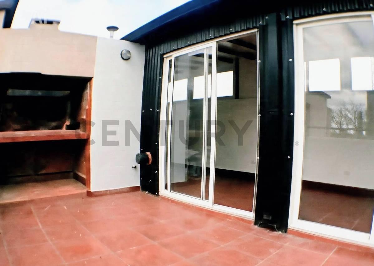 Depto Estilo PH 85m² Totales | Único con Terraza, Quincho y Parrilla | Exp $40.000 — foto 1