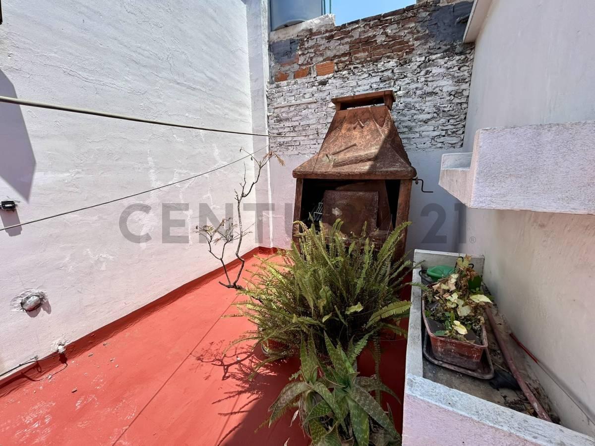 VENTA- PH 4 AMB EN CASEROS- PERMUTA — foto 1