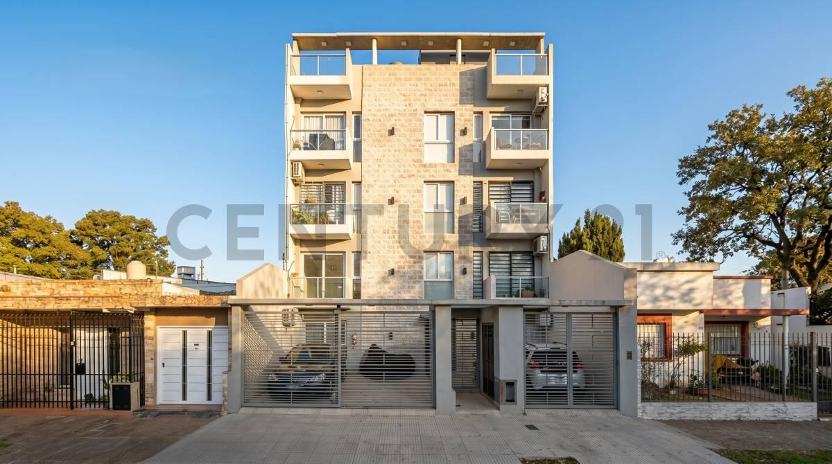 Impecable 2 Ambientes - Edificio 2023 - 3° Piso Frente con Balcón - El Palomar — foto 1