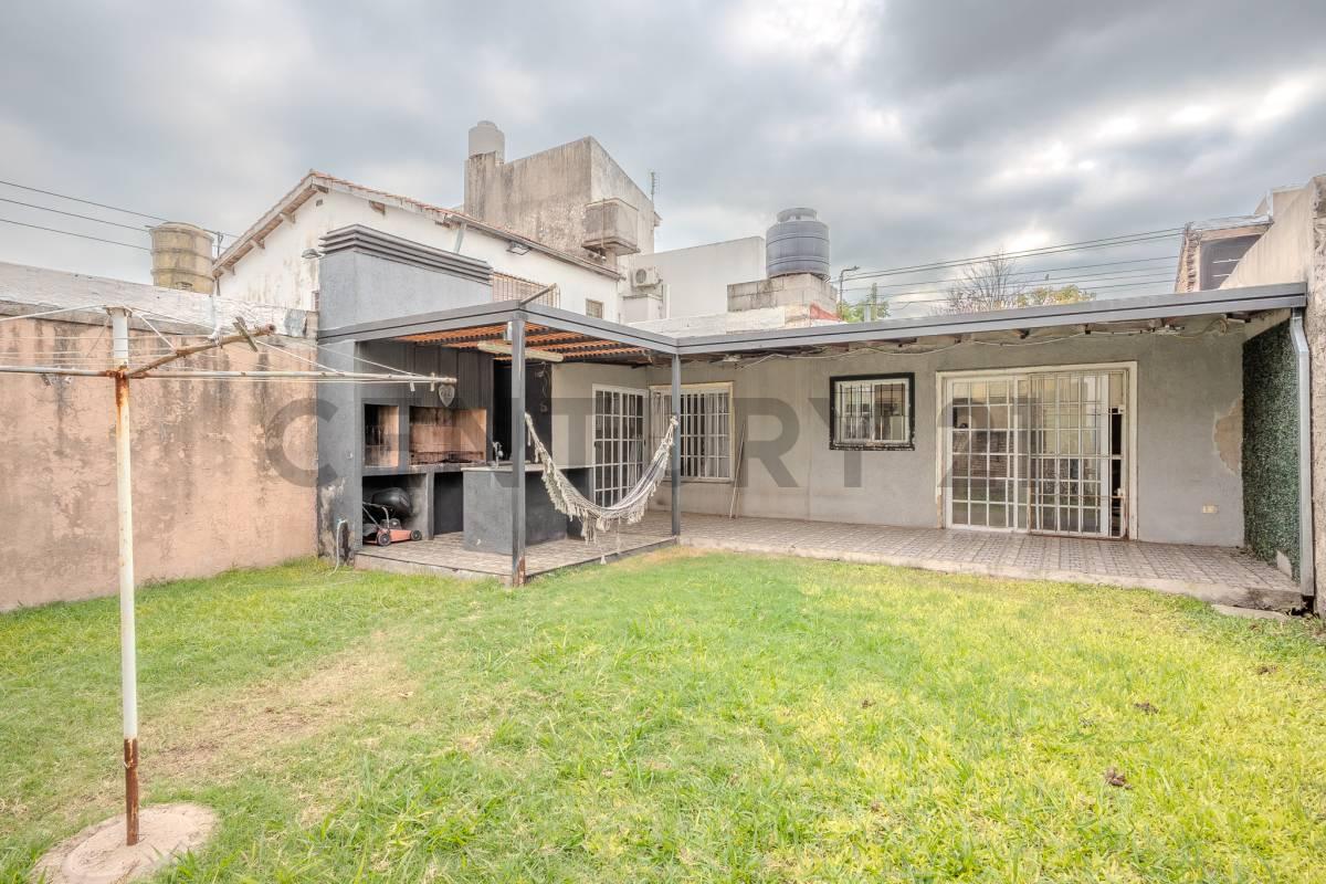 Hermosa Casa 4 ambientes - Martin Coronado — foto 1