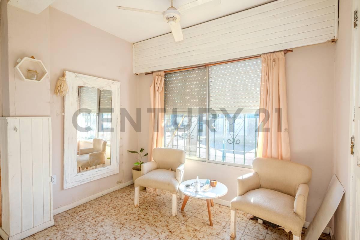 OPORTUNIDAD - Ph 3 ambientes con cochera y patio - Villa de Mayo — foto 1