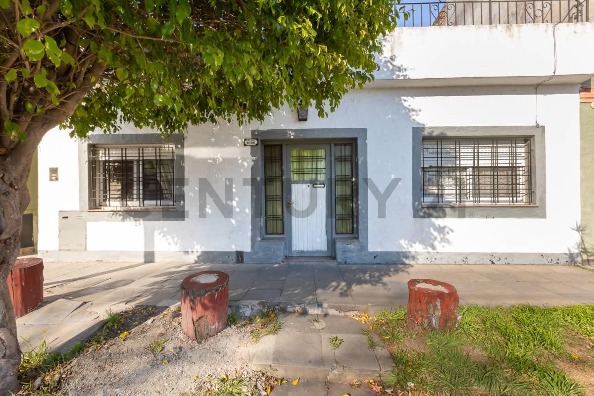 PH 3 AMBIENTES TIPO CASA CON PATIO Y TERRAZA PROPIA – VILLA BALLESTER. Apto crédito. Permuta — foto 1