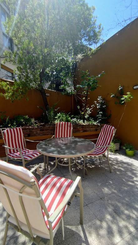 Venta departamento 3 Ambientes Patio Terraza Parrilla Cochera Parque Centenario — foto 1
