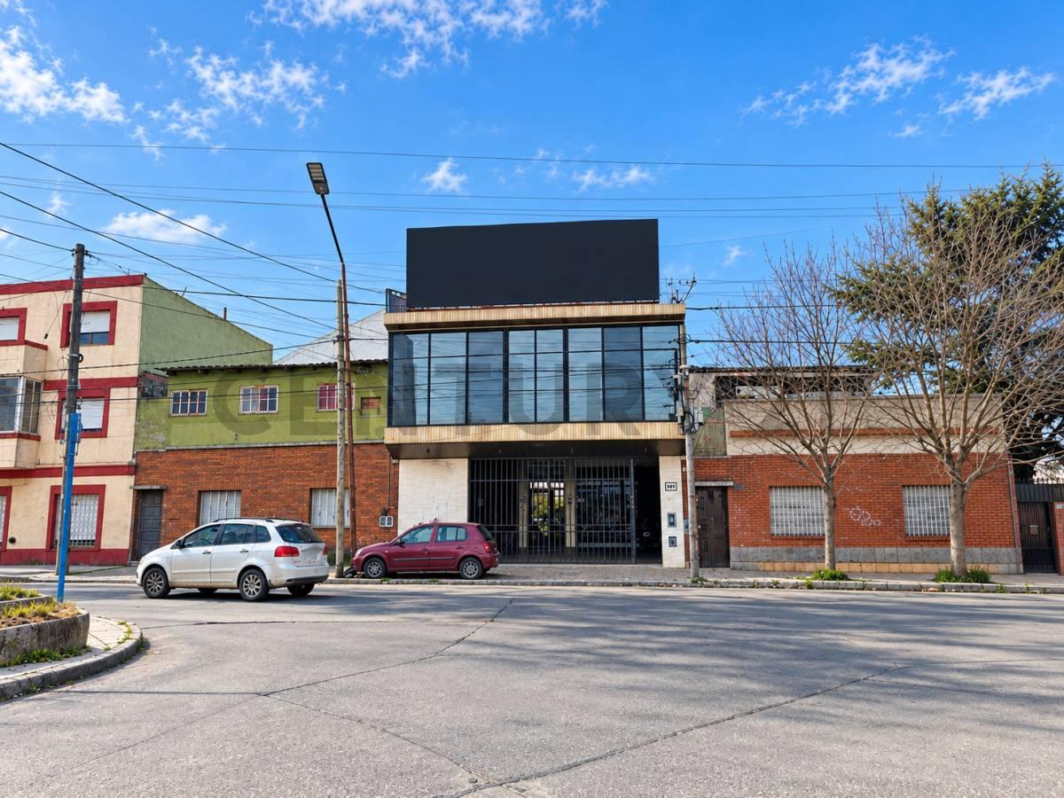 GALPÓN de 4400 m2 EN CIUDADELA | Próximo al Acceso Oeste — foto 1