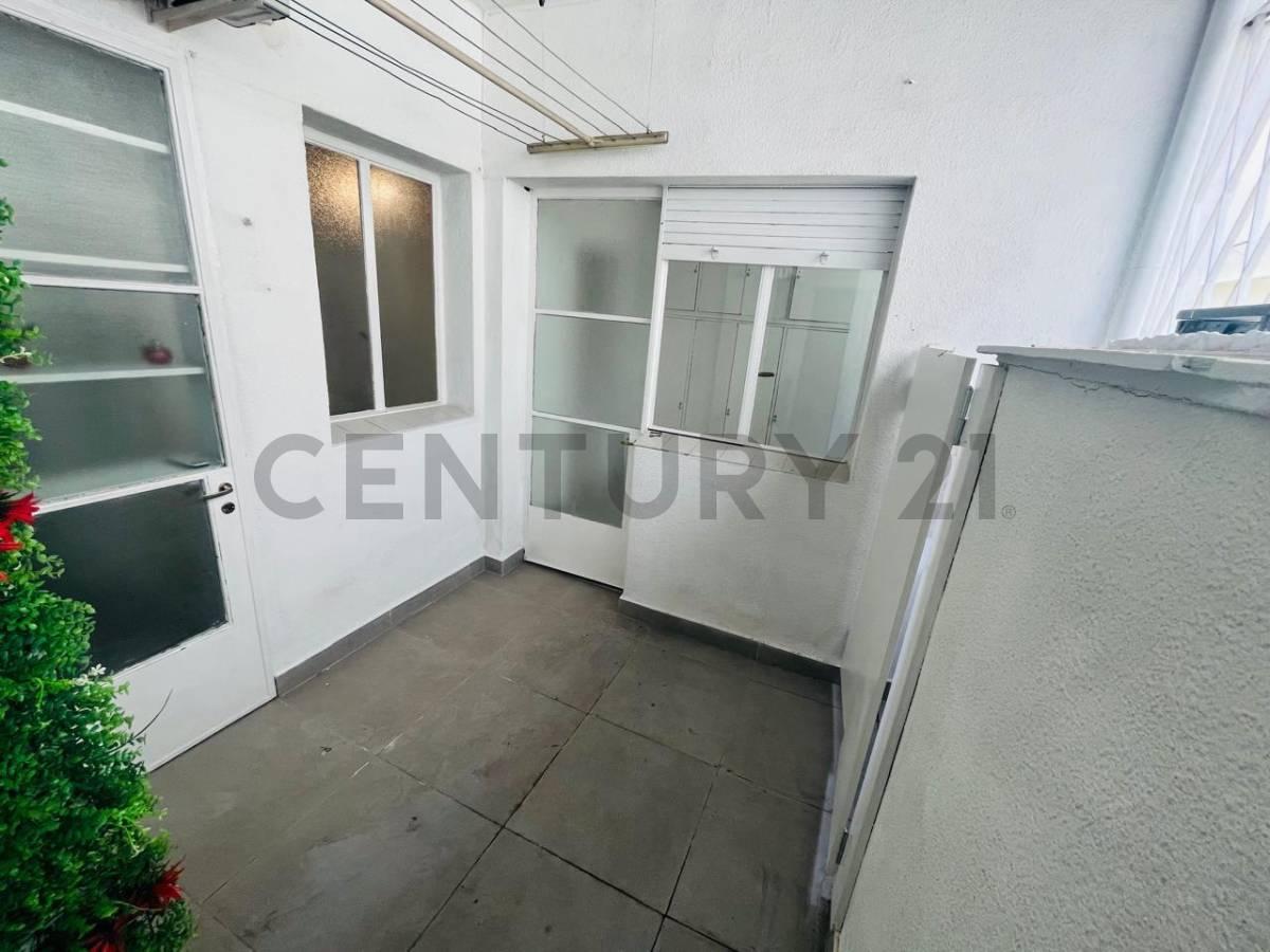 PH 3 AMBIENTES CON PATIO Y SIN EXPENSAS - VILLA DEL PARQUE — foto 1