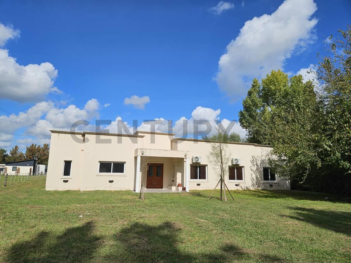 Venta de casa con alquiler - Brandsen — foto 1