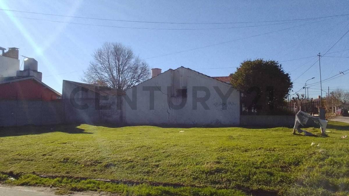VENTA LOTE 268 m2 PUNTA MOGOTES — foto 1