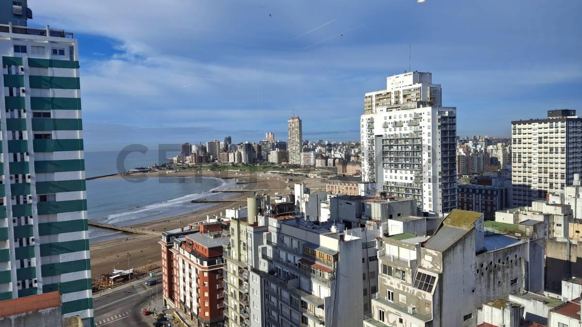 Departamento 3 ambientes c/ balcón y cochera vista al mar — foto 1