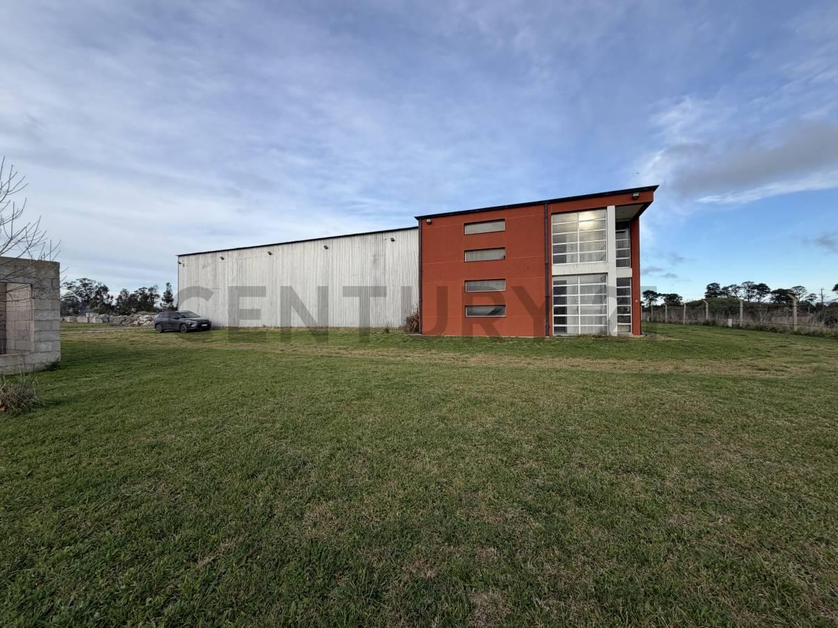 VENTA NAVE INDUSTRIAL/ GALPON MIRAMAR — foto 1